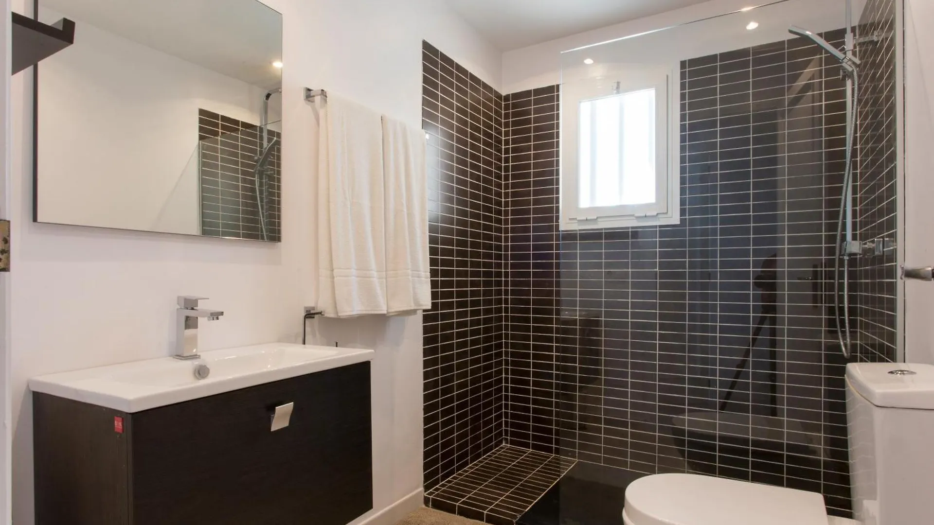 Planeta Mallorca Sea And Mountain Pollenca Apartment